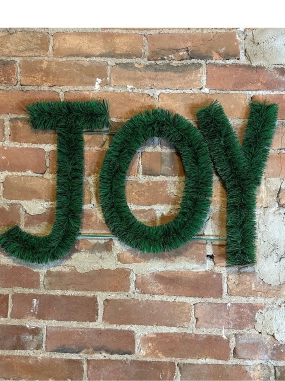 Wire frame Joy Christmas Wreath large